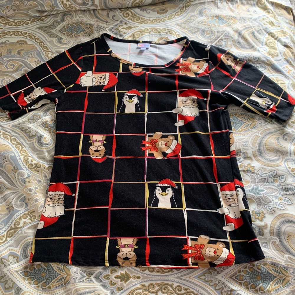 LuLaRoe Holiday Gigi Top